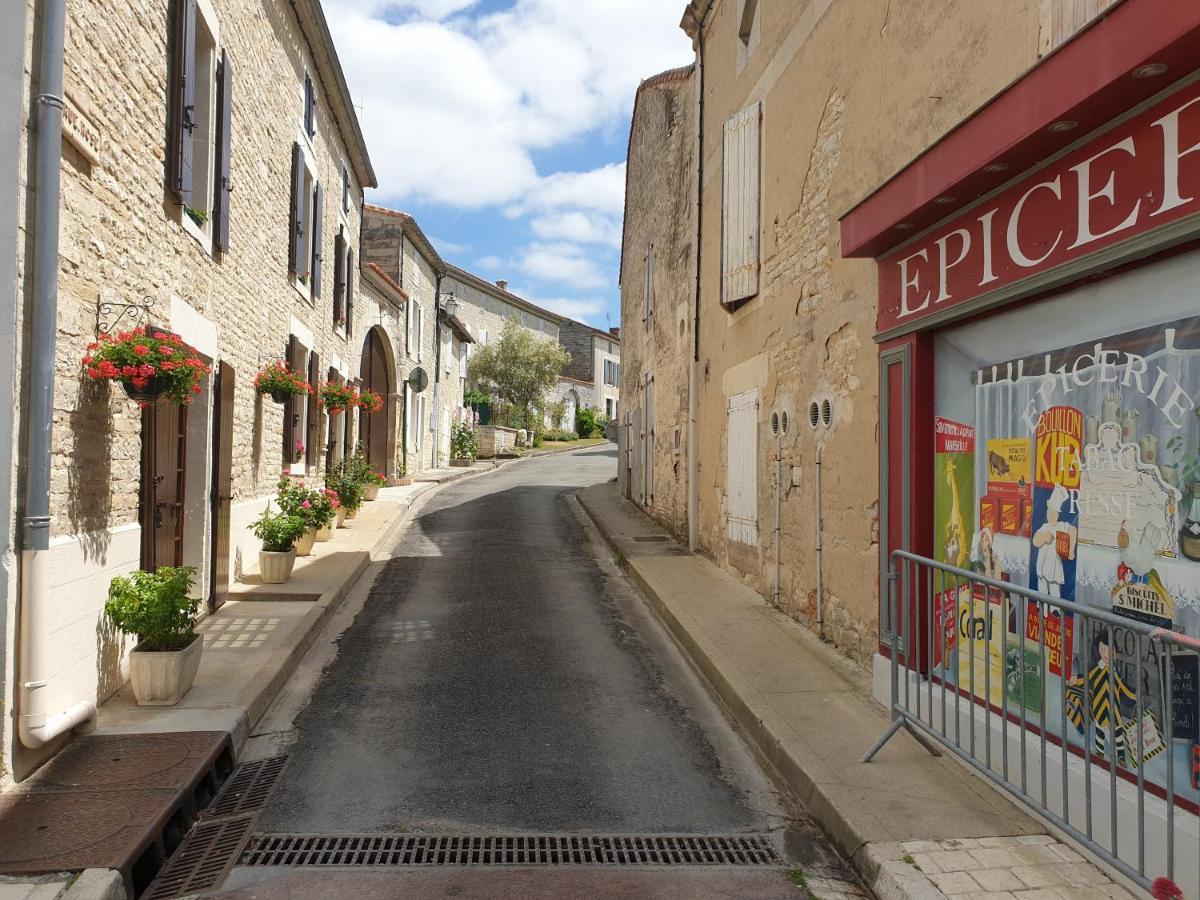Tusson Chambres D'Hotes Charente Zewnętrze zdjęcie